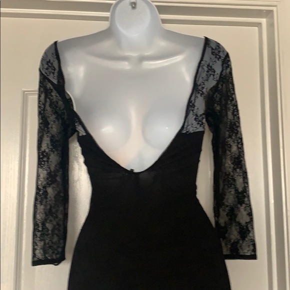 GUESS Black Lace Top - Picture 3 of 4